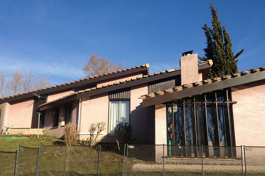 Pose des habillage en alu anodisé sur une maison près de Toulouse